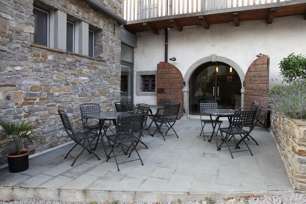 Boutique Hotel Dvor Dobrovo Zewnętrze zdjęcie