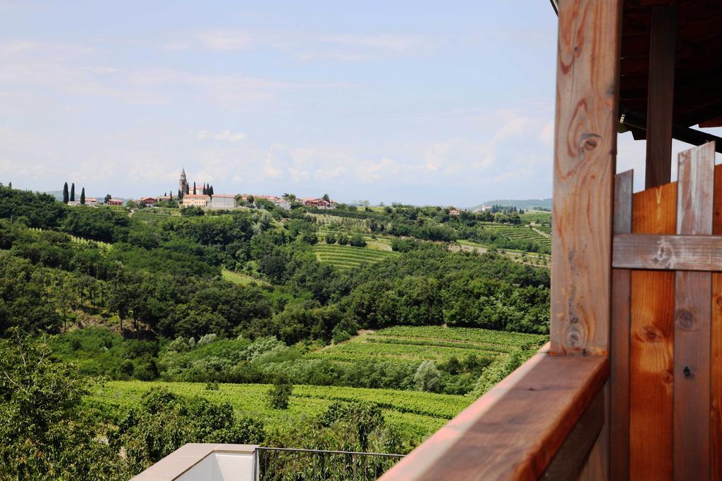 Boutique Hotel Dvor Dobrovo Pokój zdjęcie